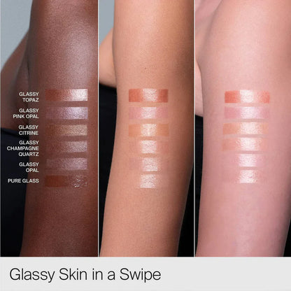 Haus   Labs   Bio-Radiant™   Glassy   Highlighter   Balm   -   Illuminating