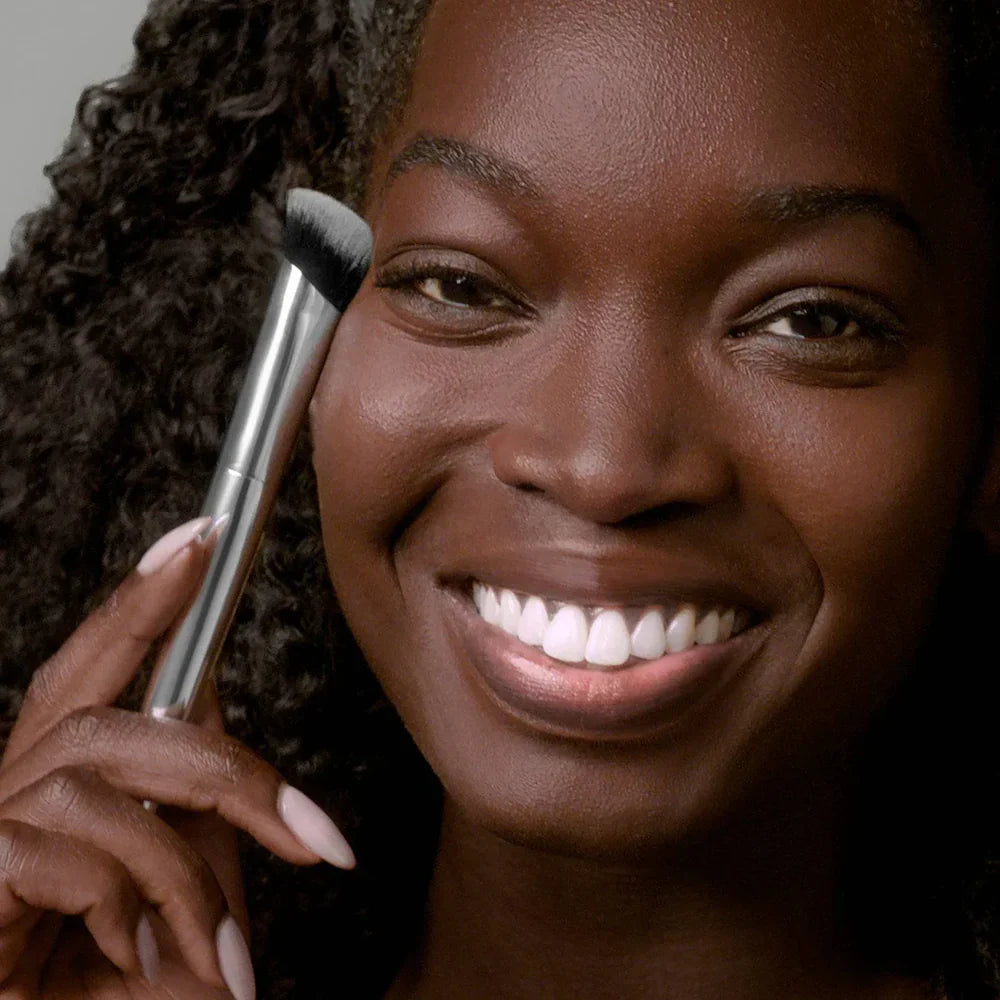 Haus   Labs   Triclone™   Skin   Tech   Concealer   Brush